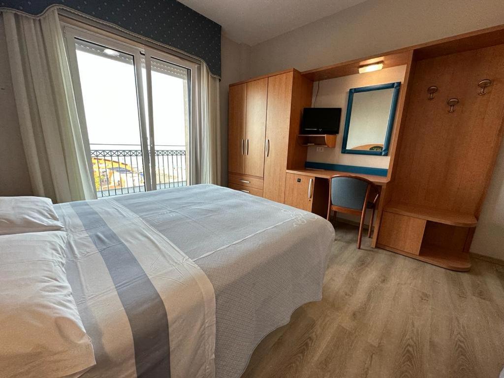 Hotel Costa Verde 피네토 외부 사진