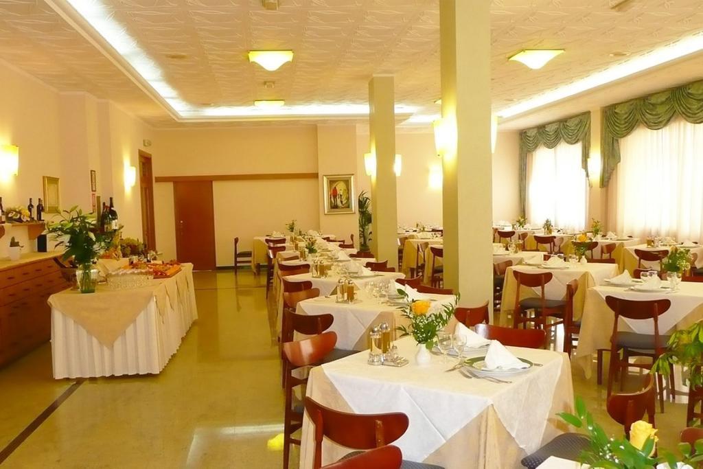 Hotel Costa Verde 피네토 외부 사진